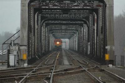 2347 north lite power columbia river bridge vanc