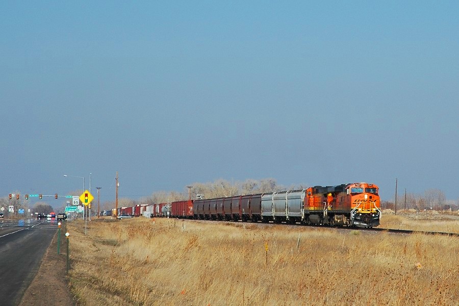 BNSF 7547 corsses Colorado Highway 52 just south of Niwot, CO.