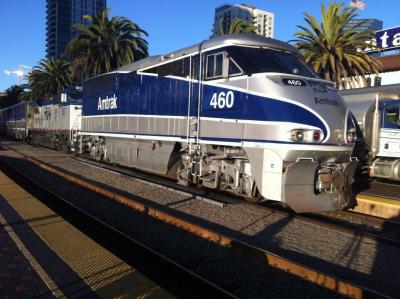 Pacific Surfliner with F59PHI #460 back from rebuild with P32BW Dash 8 507 in downtown San Diego